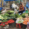 Mùng 4 Tết: Rau xanh, thủy hải sản tại Hà Nội tăng giá mạnh