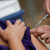 Bác sĩ Mexico vào phòng chăm sóc đặc biệt sau khi tiêm vaccine Pfizer