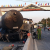 Xe bồn chở gas bốc cháy trước cổng chào tỉnh Tây Ninh