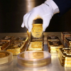 Rơi theo thế giới, giá vàng SJC bốc hơi 250.000 đồng/lượng