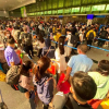 Khách đổ về sân bay Tân Sơn Nhất đông kỷ lục, thiếu taxi để giải tỏa khách