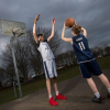 Thiếu niên cao nhất thế giới theo đuổi giấc mơ bóng rổ ở Anh