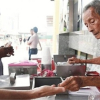 Người già nghèo khổ: Góc khuất ở Singapore
