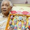 Người đàn ông Trung Quốc vẽ 3.000 mặt nạ Kinh kịch lên vỏ trứng