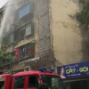 Cháy chung cư ở Nghệ An, người dân hoảng loạn tháo chạy ra ngoài
