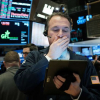 Thị trường chứng khoán Mỹ lao dốc, dừng giao dịch trong 15 phút