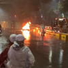 Truy tìm tài xế lái ô tô tông xe máy bốc cháy rồi bỏ chạy ở Hà Nội