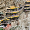 Bí ẩn của ngôi chùa \'dính chặt\' vào vách núi ở Trung Quốc