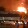 Thanh Hóa: 2 người chết cháy trên cabin xe tải sau tiếng nổ lớn