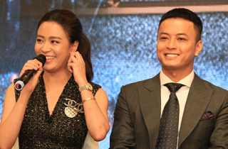 Hoàng Thùy Linh ngượng ngùng đóng cảnh hôn Hồng Đăng