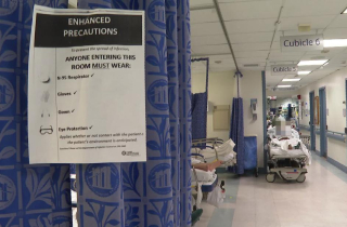 Cảnh đau lòng trong phòng cấp cứu Covid-19 tại New York