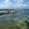 Florida cảnh báo nguy cơ vỡ bức tường nước hồ chứa chất thải cao 6m