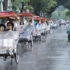 Thủ đô Hà Nội có mưa rào và dông, nhiệt độ cao nhất 33 độ C