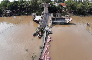 Thay mới nhịp giữa cầu bị sập ở Đồng Tháp trong bảy ngày