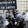 Hong Kong bắn đạn hơi cay gấp đôi cuộc biểu tình 'Chiếm trung tâm' 2014