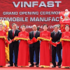 Thủ tướng muốn VinFast 'tạo bản sắc người Việt trên mỗi chiếc xe'