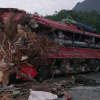 Tai nạn thảm khốc ở Hòa Bình: Xe hết hạn ở Việt Nam được mang qua Lào 'mông má'?