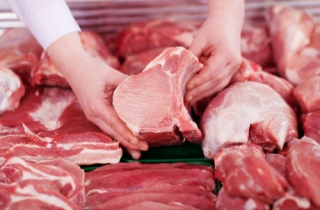 Việt Nam có thể thiếu 500.000 tấn thịt heo trước Tết Nguyên đán