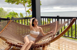 Hoa hậu Lương Thùy Linh khoe body nuột nà với bikini