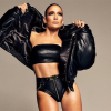 Jennifer Lopez khoe cơ bắp ở tuổi 50