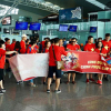 Hàng nghìn cổ động viên Việt Nam đổ đến Indonesia