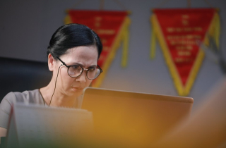 Lộ diện phim thay thế 'Về nhà đi con'
