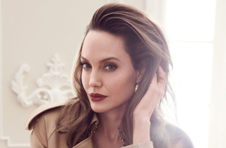 Cuộc sống mới của Angelina Jolie sau ly hôn Brad Pitt
