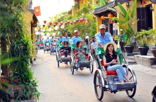 Nhiều đơn vị lữ hành giảm giá tour du lịch ngắn ngày dịp lễ Quốc khánh