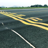Sân bay Nội Bài đóng cửa một đường lăn