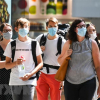 Các nước châu Âu báo động về số ca lây nhiễm COVID-19 tăng vọt
