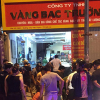 Ba thanh niên xông vào cướp tiệm vàng ở Sơn La
