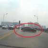 Xử phạt nữ tài xế ô tô Peugeot quay đầu xe gây tai nạn liên hoàn trên cầu Vĩnh Tuy