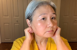 Beauty blogger 60 tuổi tiết lộ bí quyết độc giúp trẻ hóa da