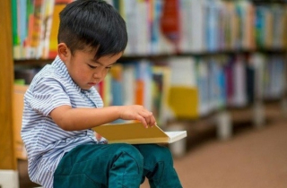 Sách, giáo dục và người