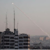 Hàng trăm quả rocket lao tới tấp về Israel
