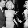 Marilyn Monroe không mặc nội y khi hát tặng Kennedy