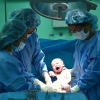 Đòi sinh con thuận tự nhiên trong tư thế đứng ở bệnh viện, sản phụ suýt mất con