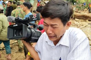 Phóng viên bật khóc khi thấy thi thể bé 2 tuổi ở Trà Leng: Tôi đau đớn tột cùng