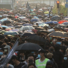 Hàng nghìn người Hong Kong tiếp tục biểu tình