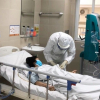 Bệnh nhân COVID-19 tăng kỷ lục, Hà Nội thêm 4 bệnh viện điều trị F0