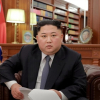 Kim Jong-un tặng 1.000 bộ mỹ phẩm Hàn Quốc cho cấp dưới