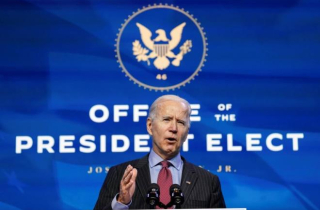 Doanh nghiệp trả đũa các nghị sỹ phản đối chiến thắng của ông Biden