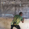 Không có máy tính, thầy giáo châu Phi dạy Microsoft Word trên bảng đen