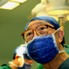 Bác sĩ 96 tuổi vẫn hàng ngày phẫu thuật cứu người