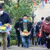 Ảnh: Hàng ngàn người dân đổ về chùa Hương Tích để sờ tượng hổ