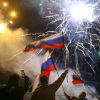 Donetsk và Lugansk bắn pháo hoa mừng Nga công nhận độc lập