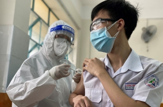 Bộ Y tế cho phép sử dụng thuốc kháng virus Remdesivir cho trẻ em mắc COVID-19