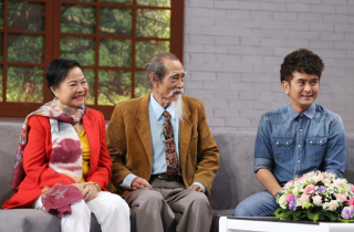 Xúc động bé An và ông Ba bắt rắn \'Đất phương Nam\' hội ngộ sau 20 năm