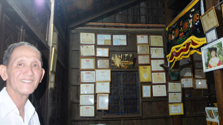 Chuyện người nông dân trở thành Tiến sĩ danh dự: “Một tay” gây dựng cơ đồ