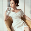 Hoa hậu 3 con Jennifer Phạm hóa quý cô vintage quyến rũ kiêu sa